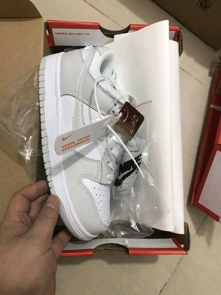 Trainers Pallets Joblots Trainers Pallets Joblots