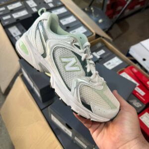 Branded Sneakers Pallets