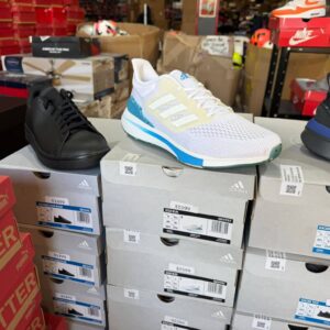 Branded Sneakers Pallets