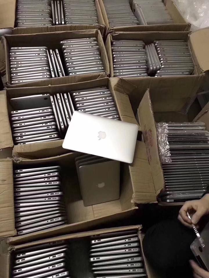 Premium MacBook Pallets Available Premium MacBook Pallets Available